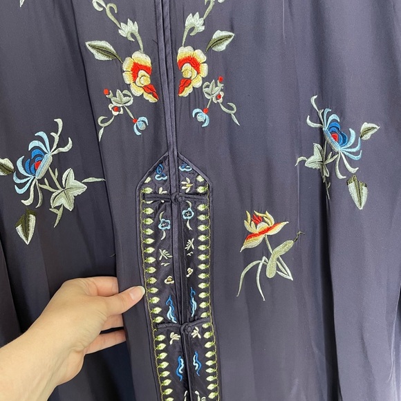 Soft Surroundings silk and embroidered kimono robe plum and tea | L - Picture 7 of 14